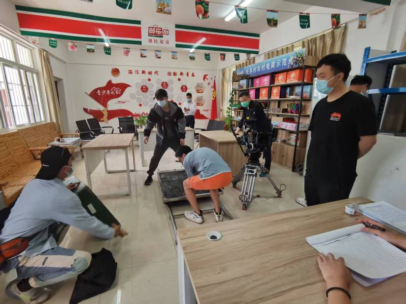 三山区广告片拍摄公司：极简主义践行者，少即是多的视觉哲学